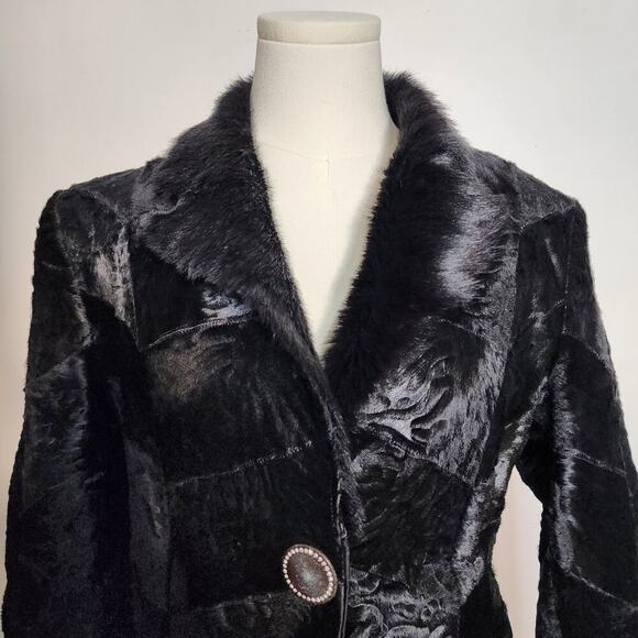 Vtg 90s Y2K Black Fur Leather Patchwork Collared Fuzzy Goth Vampy Jacket Sz M - Picture 8 of 9